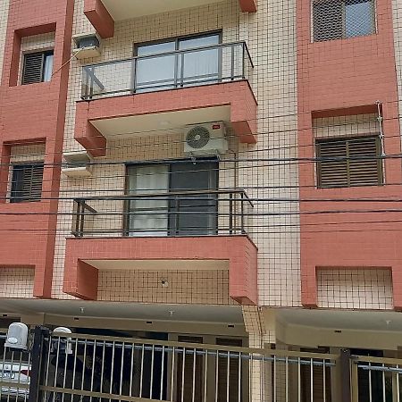 Apartamento Climatizado A 150 Metros Da Praia Ubatuba Dış mekan fotoğraf
