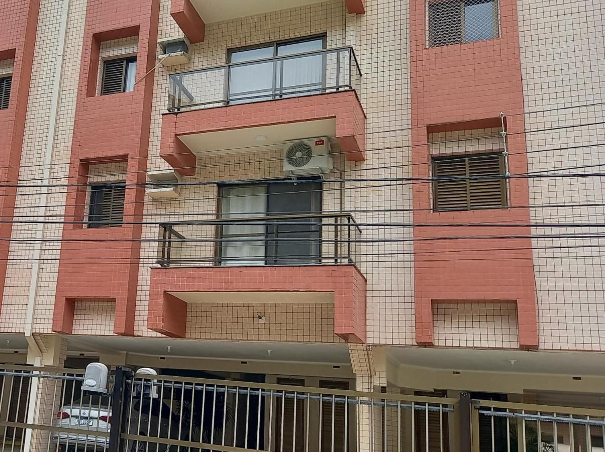 Apartamento Climatizado A 150 Metros Da Praia Ubatuba Dış mekan fotoğraf